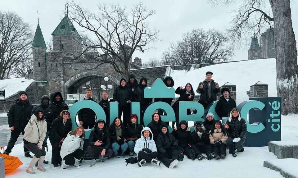 florida university group quebec sign 2026 (1)
