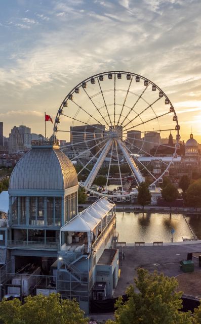 grande roue de montreal en soirée